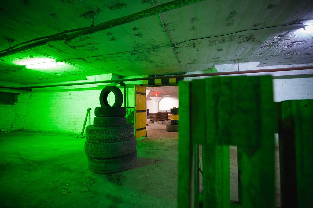 Underground 2 PaintballWorld Underground este cea mai mare arena de paintball din Oradea