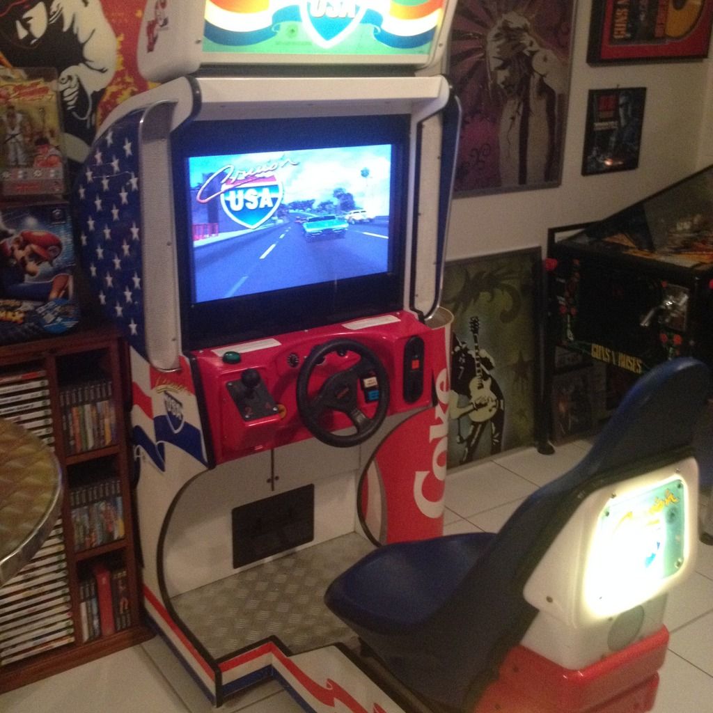 Cruis'n USA Arcade Cabinet