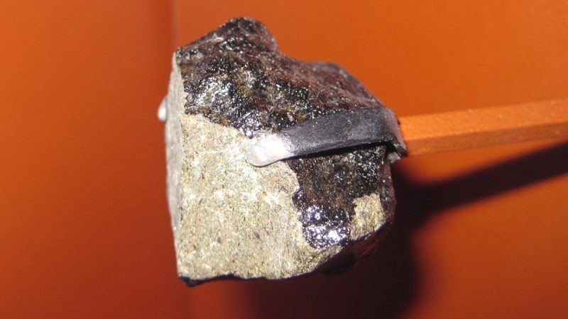 Nakhla-meteorite-AMNH-cp-e1466981283692_zpswv8qburp - Ngày này năm xưa: Thiên thạch đầu tiên được tìm thấy ở Ai Cập