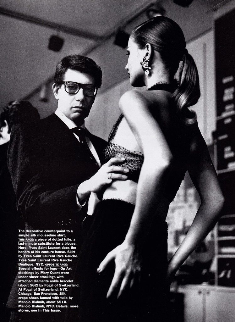  photo Karen Mulder by Helmut Newton for Vogue US October 1991 3_zpsipip3lhv.jpg