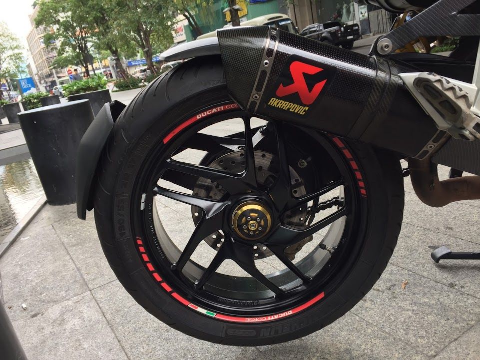 Ducati Multistrada 1200 - 2014 - ODO 25k - 10